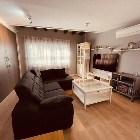 Apartamento Cerro Del Aire Las Negras Luaran gambar